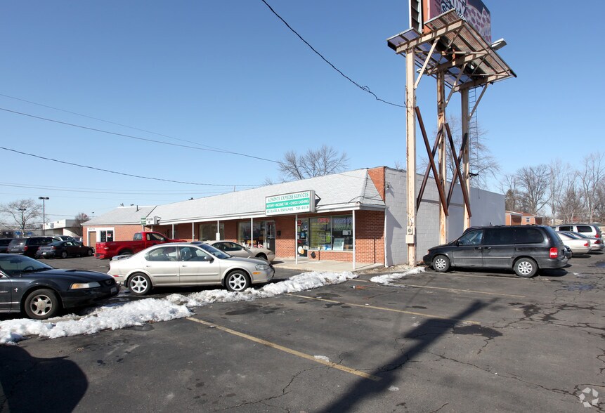 4678-4688 E Main St, Whitehall, OH à louer - Photo de l’immeuble – Image 2 sur 4