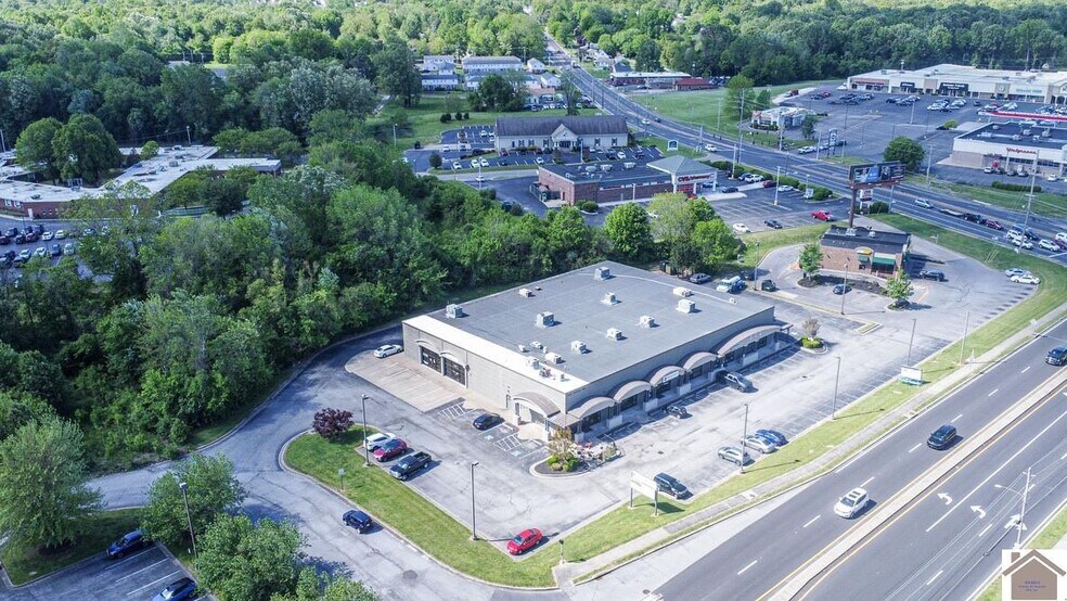 3160 Parisa Dr, Paducah, KY à louer - Photo de l’immeuble – Image 1 sur 10