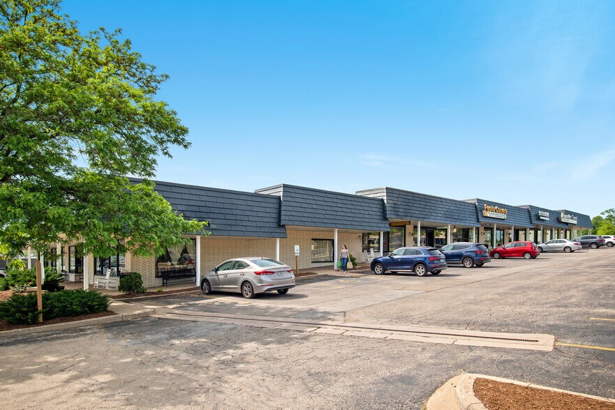 Metro Centre Outlots portefeuille de 2 biens à vendre sur LoopNet.fr - Photo de l’immeuble – Image 1 sur 11