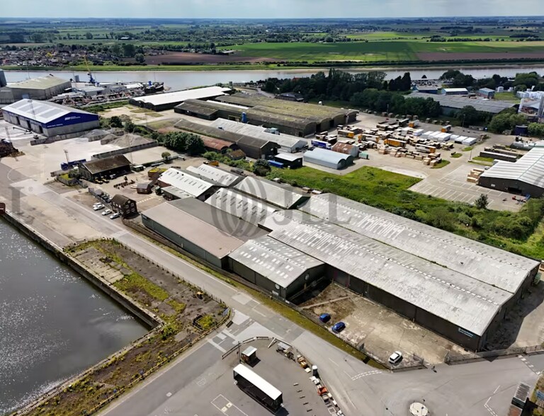 Cross Bank Rd, Kings Lynn à louer - Photo de l’immeuble – Image 2 sur 5