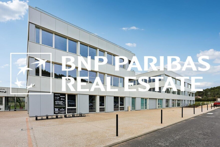 Bureau dans Ventabren à louer - Photo de l’immeuble – Image 2 sur 28