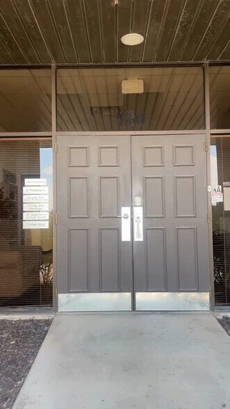 3300 Joyce Dr, Fort Worth, TX à louer - Vidéo sur l’annonce professionnelle – Image 2 sur 8