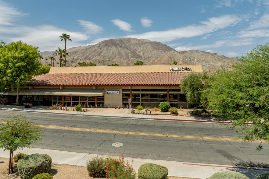 72790 El Paseo, Palm Desert, CA à vendre - Photo de l’immeuble – Image 3 sur 5