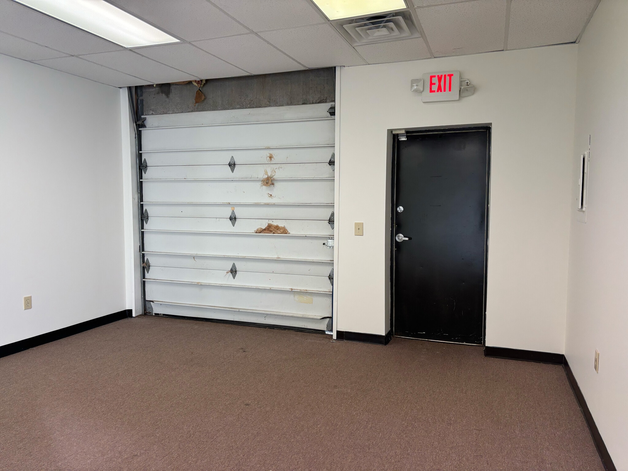 556 Arbor Hill Rd, Kernersville, NC à louer Photo de l’immeuble– Image 1 sur 1