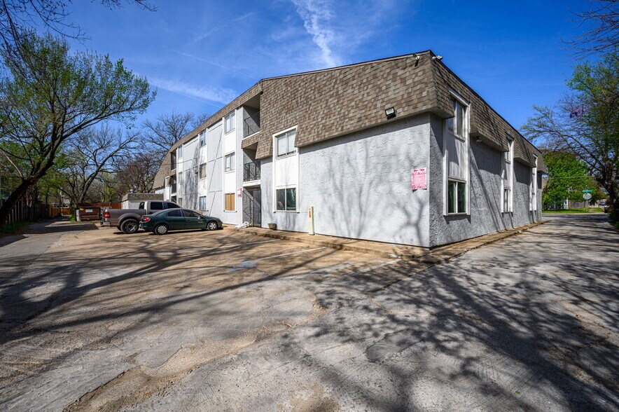 4716 Sycamore St, Dallas, TX à vendre - Photo de l’immeuble – Image 3 sur 12