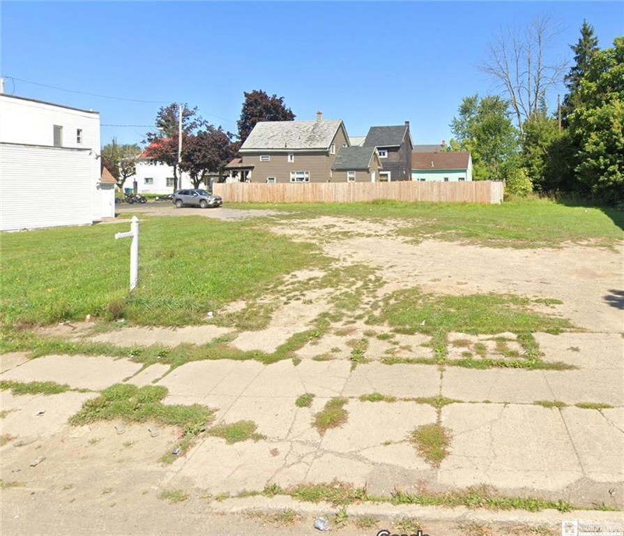648 Walden Ave, Buffalo, NY à louer Photo principale– Image 1 sur 2