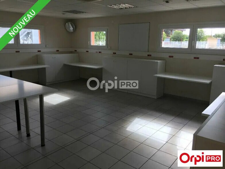 Bureau dans Romans-sur-Isère à louer - Photo intérieure – Image 3 sur 8