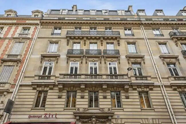 Plus de détails pour 60 Rue Pierre Charron, Paris - Bureau à louer