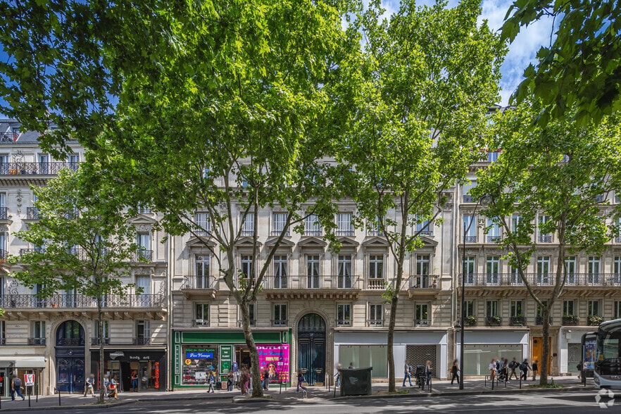 37 Boulevard Saint-Michel, Paris à vendre - Photo de l’immeuble – Image 2 sur 3