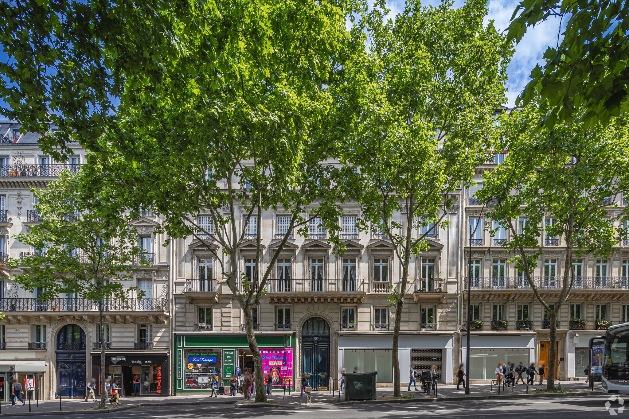 37 Boulevard Saint-Michel, Paris à louer Photo principale– Image 1 sur 3