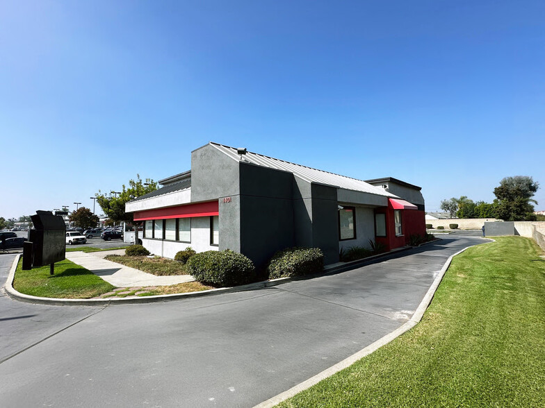 1401-1451 W Artesia Blvd, Gardena, CA à louer - Photo de l’immeuble – Image 2 sur 4
