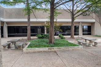 2111 Braker Ln, Austin, TX à louer Photo intérieure– Image 2 sur 15