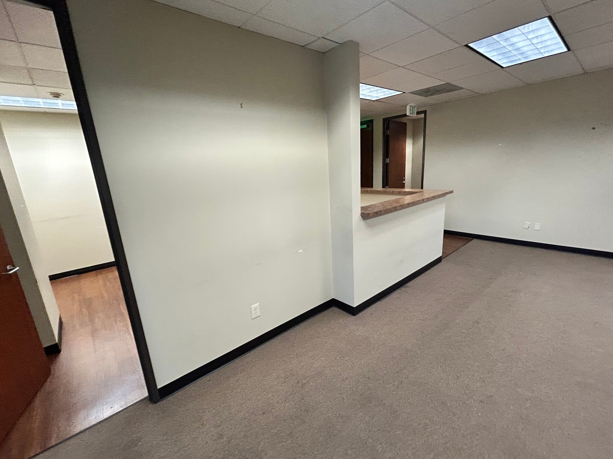 4300 Long Beach Blvd, Long Beach, CA à louer Photo intérieure– Image 1 sur 4