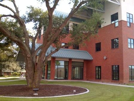 814 W McNeese St, Lake Charles, LA à louer - Photo de l’immeuble – Image 2 sur 23