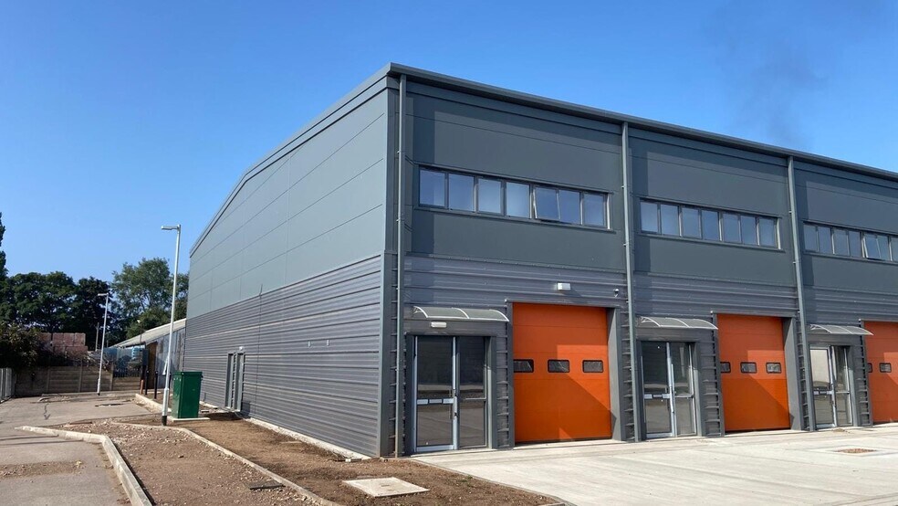 10 Endermere Rd, Coventry à louer - Photo de l’immeuble – Image 3 sur 15