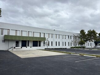 Plus de détails pour 6682-6830 NW 16th Ter, Fort Lauderdale, FL - Industriel/Logistique à louer