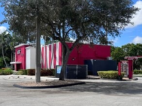 14081 SW 88th St, Miami, FL à louer Photo intérieure– Image 2 sur 2