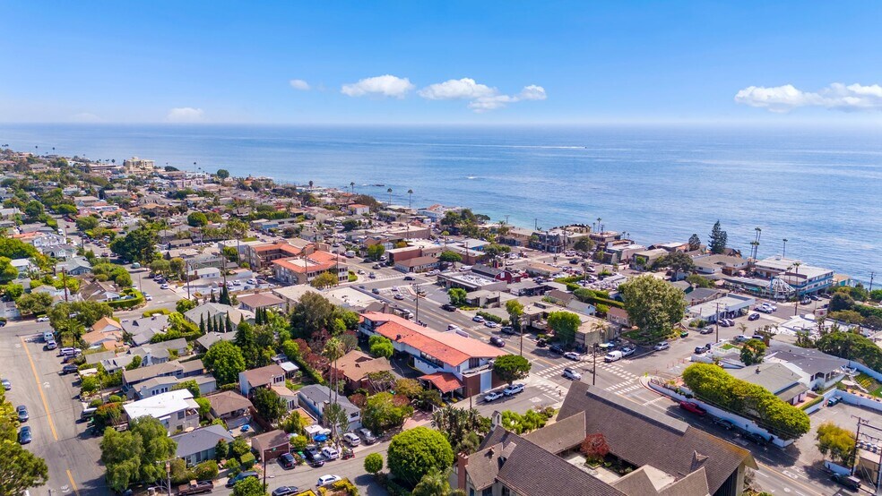 800-850 Glenneyre St, Laguna Beach, CA à vendre - Photo de l’immeuble – Image 2 sur 5
