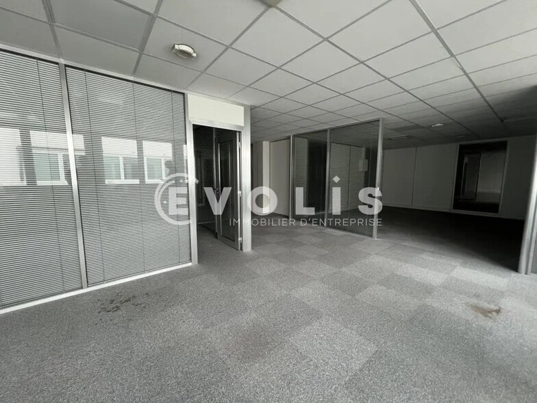 Bureau dans Villiers-sur-Marne à vendre - Photo intérieure – Image 2 sur 10