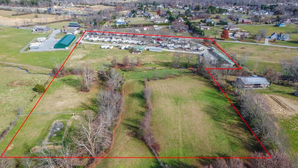 3330 Line Springs Rd, Sevierville, TN à vendre - Photo de l’immeuble – Image 2 sur 8