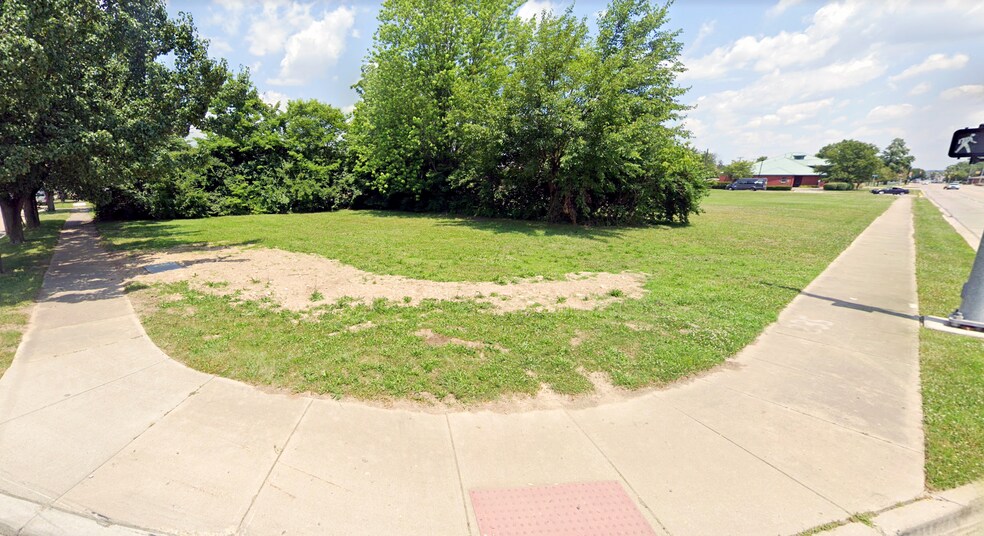 20 N Miami Ave, West Carrollton, OH à vendre - Photo de l’immeuble – Image 1 sur 2