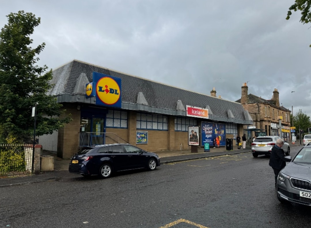 9-11 Ferniehill Dr, Edinburgh à louer Photo de l’immeuble– Image 1 sur 1