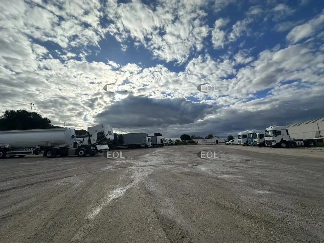 Terrain dans Vitrolles à louer Photo de l’immeuble– Image 1 sur 7