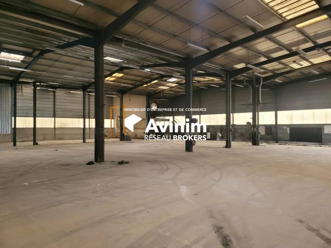 Industriel/Logistique dans La Motte-Servolex à louer Photo de l’immeuble– Image 1 sur 2