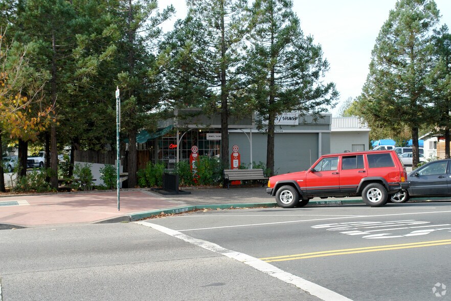 8259 Old Redwood Hwy, Cotati, CA à vendre - Photo de l’immeuble – Image 2 sur 2