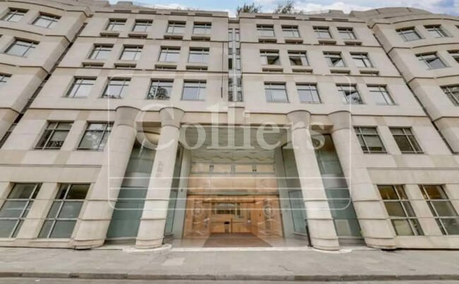 Plus de détails pour 21-25 Rue Balzac, Paris - Bureau à louer