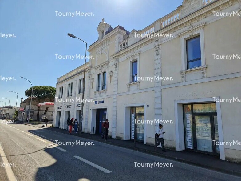 Local commercial dans Avignon à vendre - Photo de l’immeuble – Image 1 sur 6