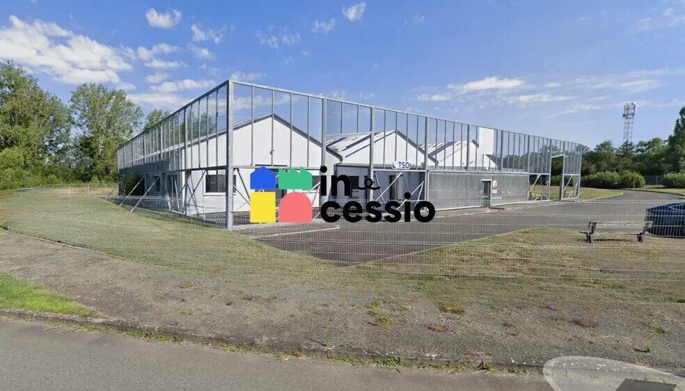 Terrain dans Vaas à vendre - Photo de l’immeuble – Image 2 sur 4