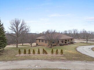 Plus de détails pour 2108 Lawrence Dr, De Pere, WI - Terrain à vendre