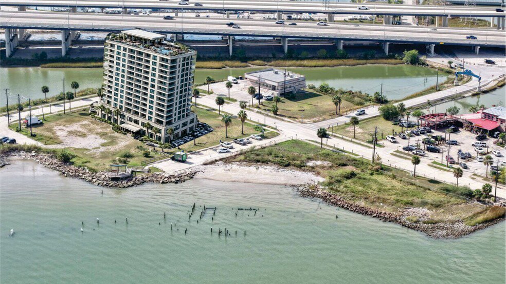 10th Street, Seabrook, TX à vendre - Photo principale – Image 1 sur 8