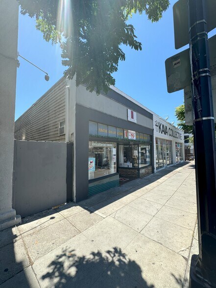 1727 University Ave, San Diego, CA à louer - Photo de l’immeuble – Image 2 sur 4