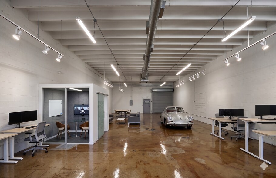 5700 NE 4th Ave, Miami, FL à louer - Photo de l’immeuble – Image 2 sur 5