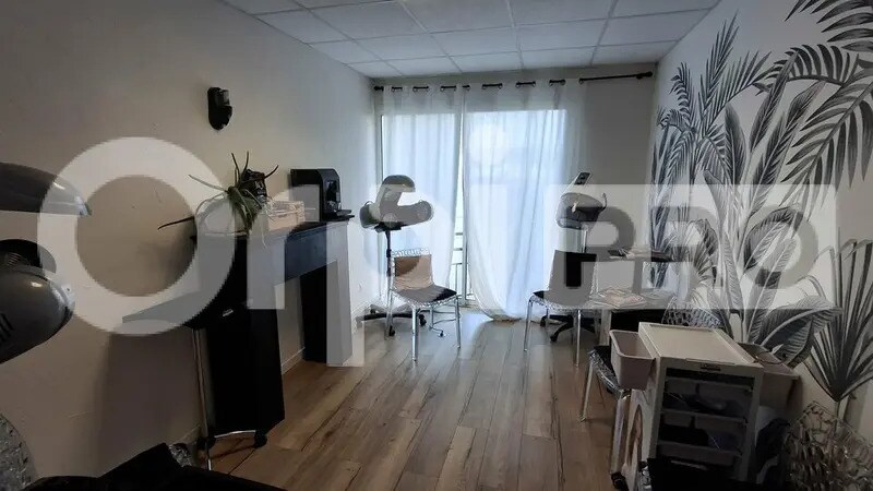 Local commercial dans Guérande à louer - Photo de l’immeuble – Image 3 sur 5