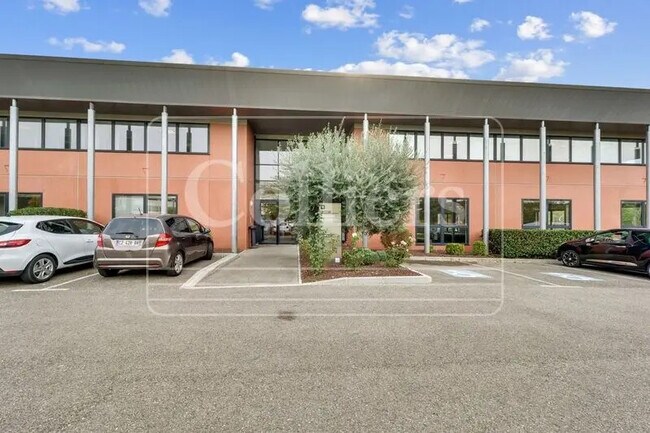 Plus de détails pour Bureau à vendre