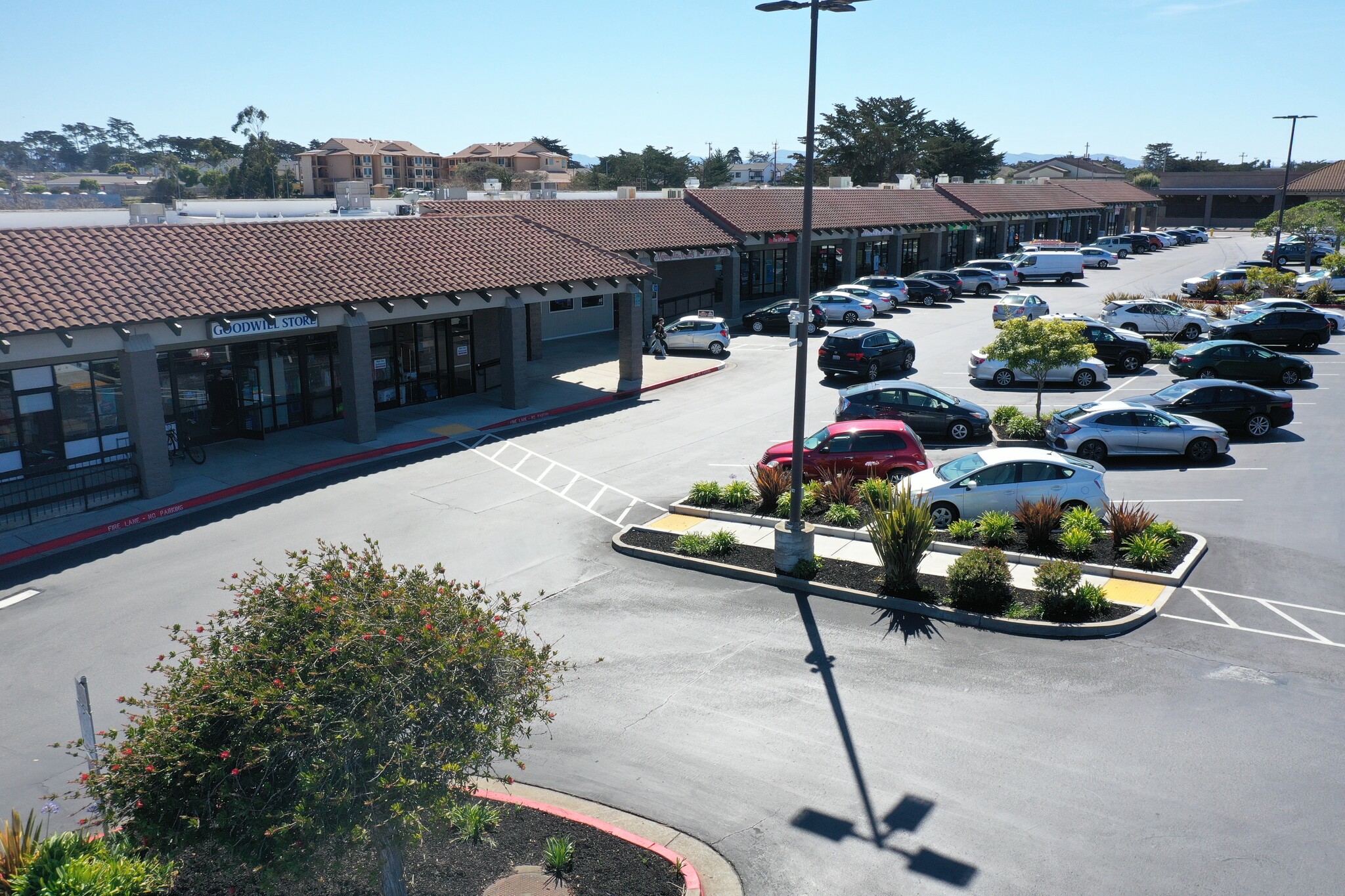 226-270 Reservation Rd, Marina, CA à louer Photo de l’immeuble– Image 1 sur 5