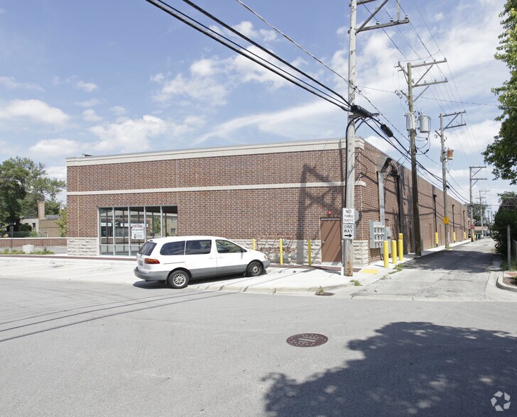 8311-8325 Grand Ave, River Grove, IL à louer - Photo de l’immeuble – Image 3 sur 6