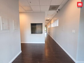 17157-17253 Ventura Blvd, Encino, CA à louer Photo intérieure– Image 1 sur 8