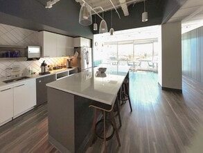 1301 A St, Tacoma, WA à louer Photo intérieure– Image 2 sur 5