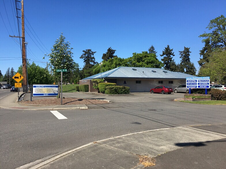 9101 Bridgeport Way SW, Lakewood, WA à vendre - Photo principale – Image 1 sur 8