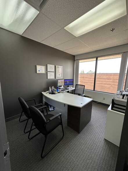 151 Boul De Mortagne, Boucherville, QC à louer - Photo intérieure – Image 2 sur 5