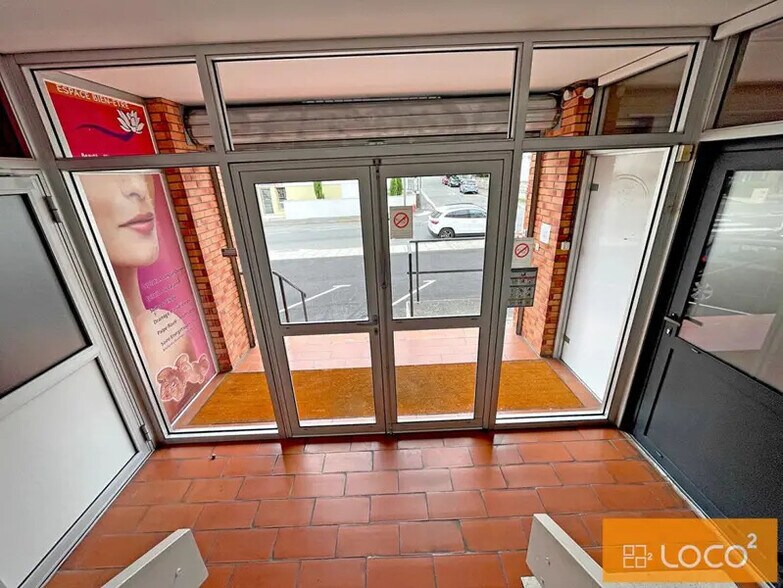 184 Avenue Antoine De Saint Exupéry, Toulouse à louer - Hall d’entrée – Image 2 sur 3