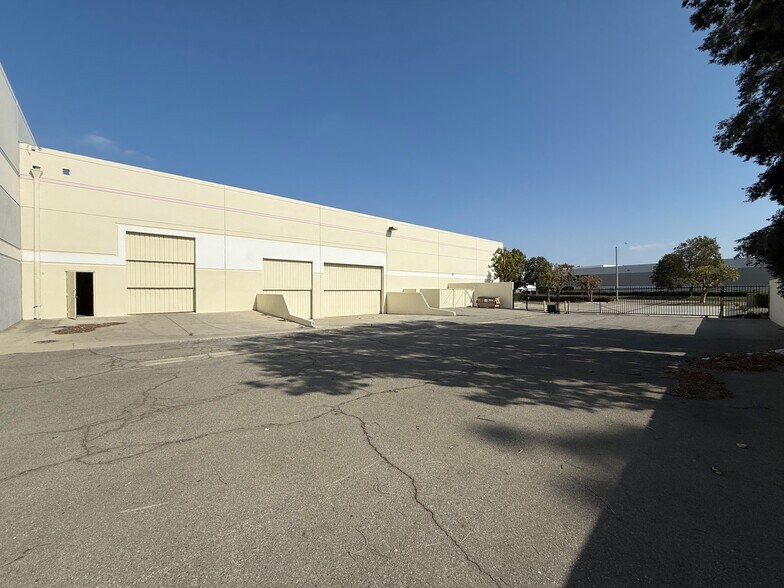 950 S Wanamaker Ave, Ontario, CA à louer - Autre – Image 2 sur 2