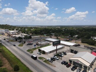 Plus de détails pour 3917 FM 2147 W, Cottonwood Shores, TX - Spécialisé à vendre
