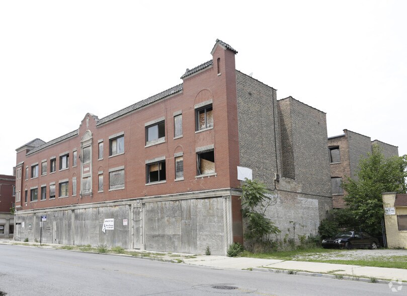 2136-2148 E 75th St, Chicago, IL à vendre - Photo de l’immeuble – Image 3 sur 3
