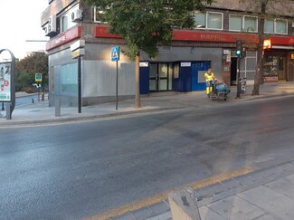 Plus de détails pour Avenida de Madrid, 1, Granada - Local commercial à louer
