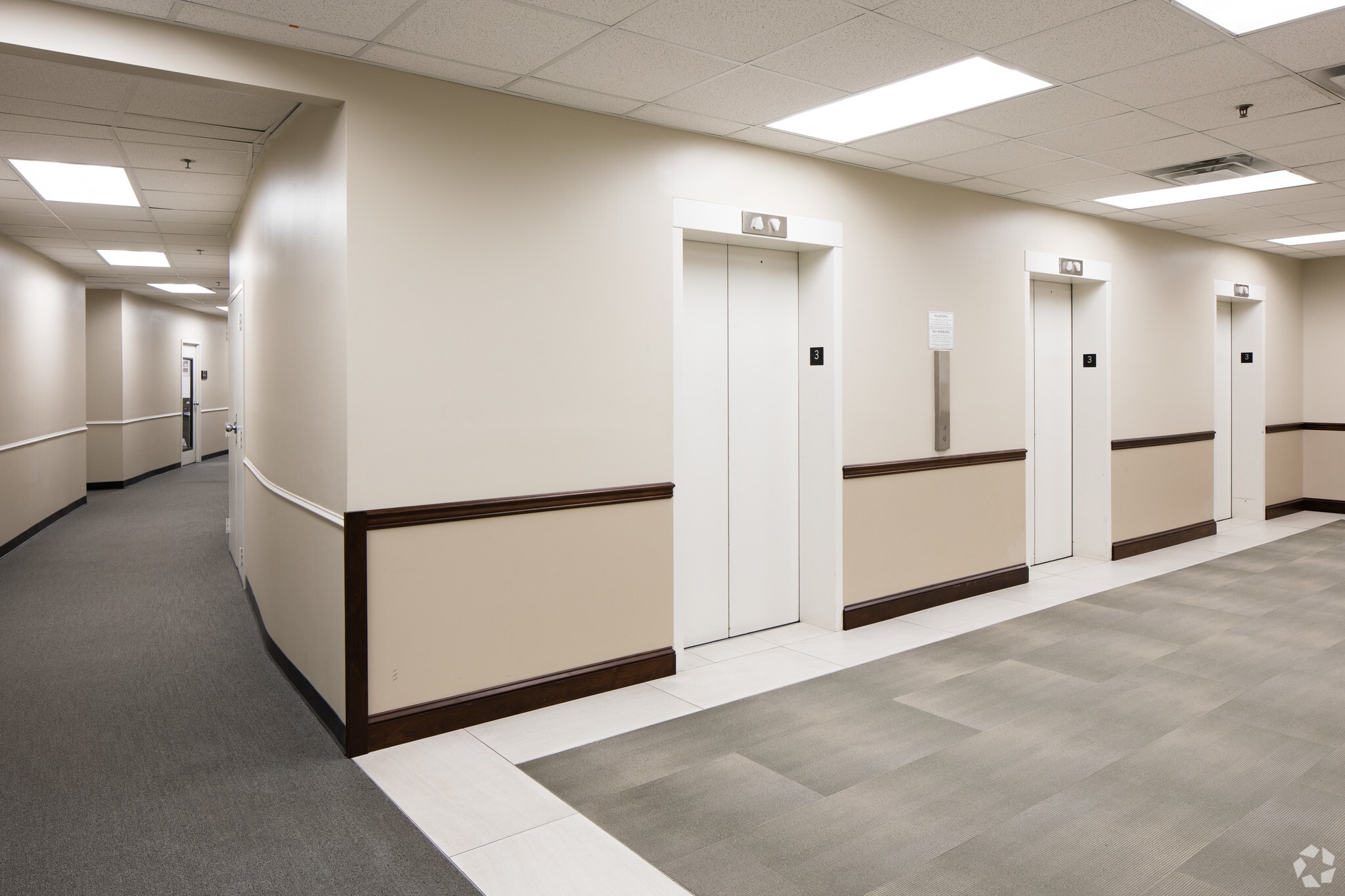 300 E Joppa Rd, Towson, MD à louer Photo intérieure– Image 1 sur 5